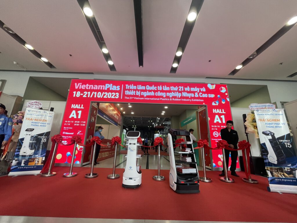ROBOT KEENON T5 T8 VÀ DIGICORP JSC TẠI TRIỂN LÃM VIETPNAMLAS HCM 2023