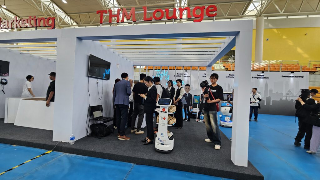 EXCITEMENT AT RMIT: DIGICORP ROBOTS MAKE AN IMPACT AT RMIT EXPERIENCE DAY 2023